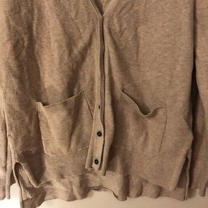 Madewell Sweaters - MADEWELL BEIGE LIGHTWEIGHT CARDIGAN Madewell Sweaters - MADEWELL BEIGE LIGHTWEIGHT CARDIGAN